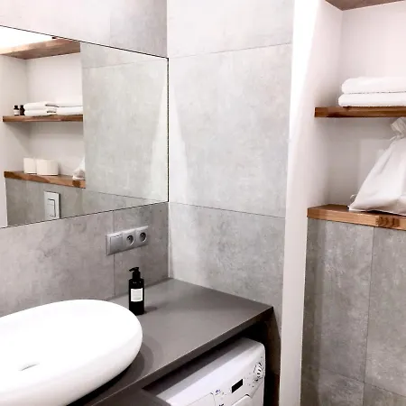 Qud - Centrum Andersia Square & Old Town, Check In 24h Apartment