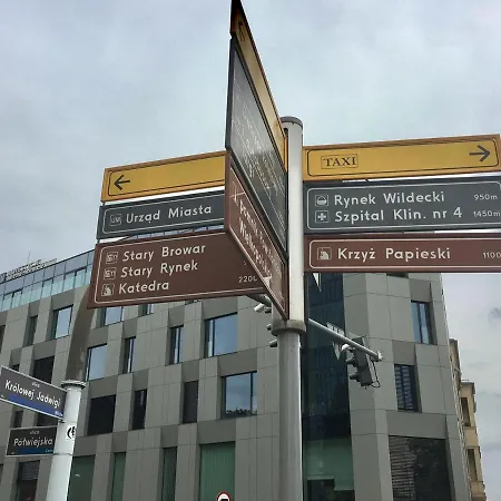 Qud - Centrum Andersia Square & Old Town, Check In 24h *