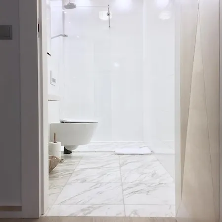 Apartment Qud - Centrum Andersia Square & Old Town, Check In 24h