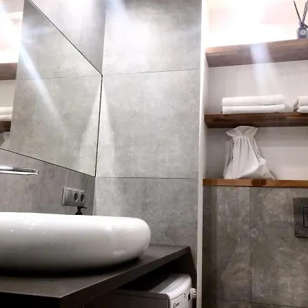 Apartment Qud - Centrum Andersia Square & Old Town, Check In 24h